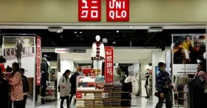 Đế chế Uniqlo lập kỷ lục lợi nhuận, giảm dần phụ thuộc vào Trung Quốc